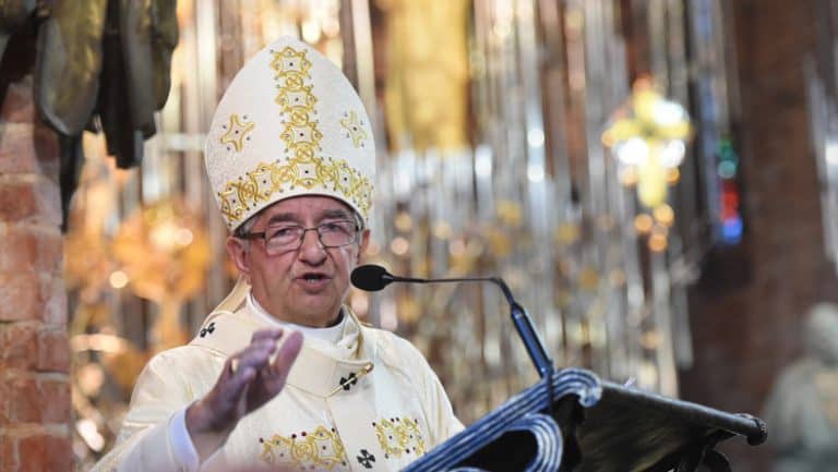 Abp Głódź został oskarżony o współprace z komunistycznymi służbami. Jest już jego oświadczenie w tej sprawie