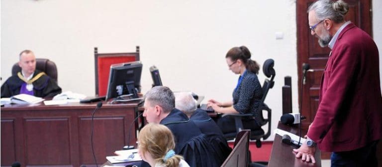 Rusza proces Mateusza Kijowskiego, były lider KOD jest oskarżony o przywłaszczenie 121 tys. zł