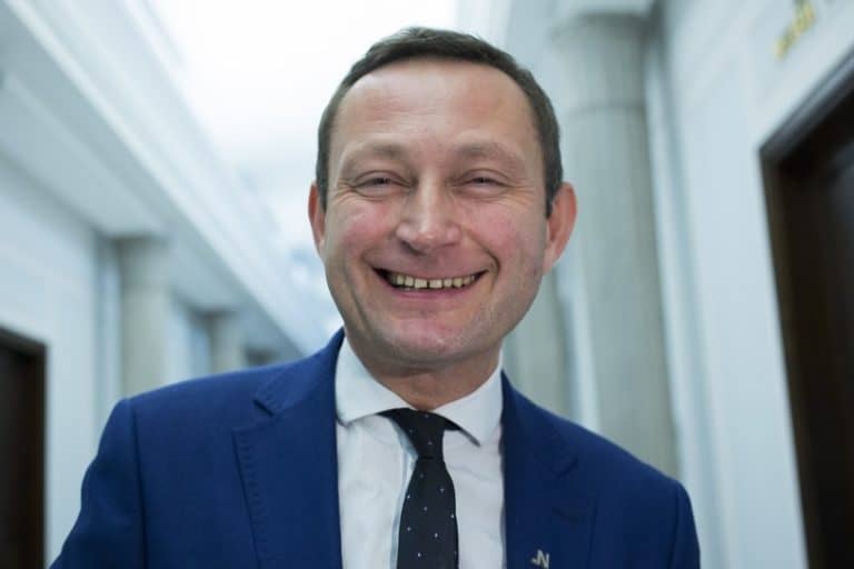 Paweł Rabiej zdradza objawy choroby psychicznej: Na Marszu Powstania Warszawskiego widział, jak ludzie hajlowali