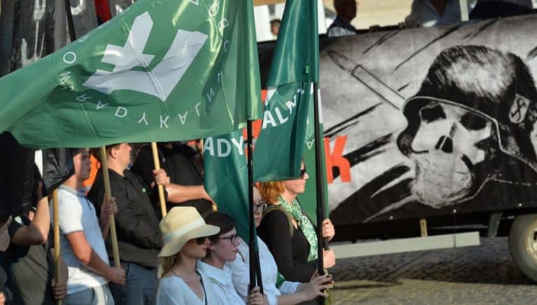 Prokuratura umorzyła śledztwo w sprawie rzekomego propagowania faszyzmu przez ONR