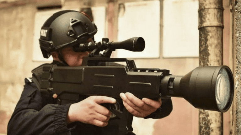 Chińczycy zaprezentowali nową broń laserową
