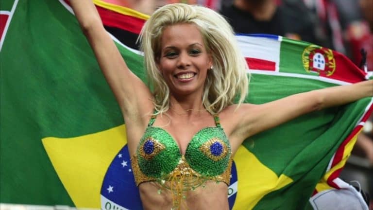 FIFA che walczyć z „seksizmem” na stadionach…