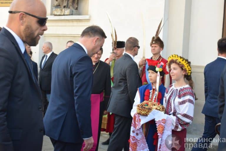 Uroczystości w Łucku w intencji ofiar Rzezi Wołyńskiej /fotoreportaż/