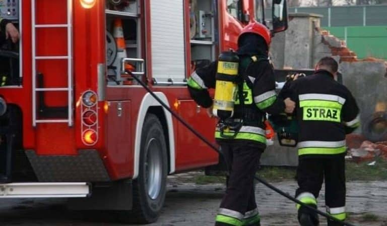 17 zastępów straży pożarnej walczyło z pożarem kościoła w Wielkopolsce