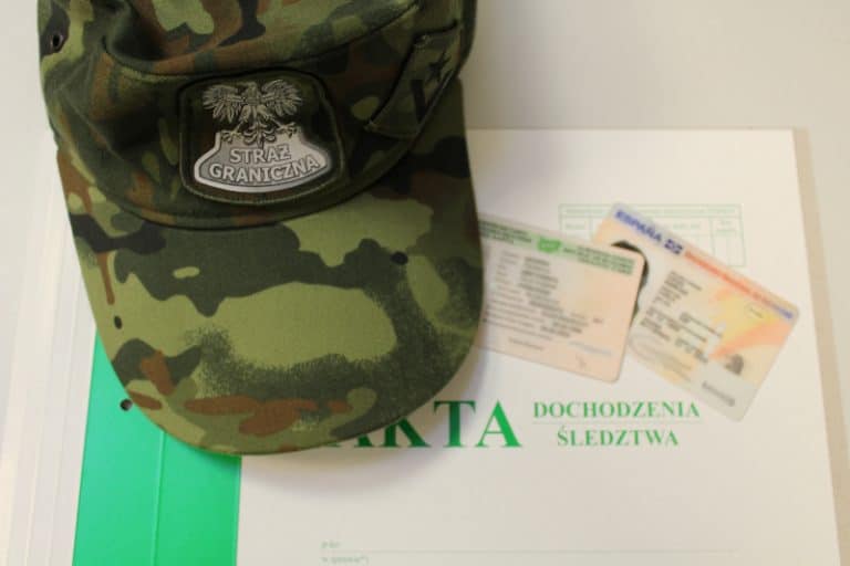 Dwie Syryjki z cudzymi dokumentami zatrzymane na lotnisku w Pyrzowicach