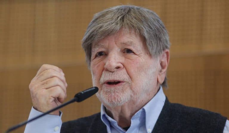 Krętacz Szewach Weiss pluje na Armię Krajową: Byli w Armii Krajowej tacy, co współpracowali z Niemcami co do Żydów