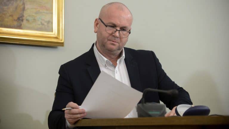 Były szef CBA Paweł Wojtunik usłyszał zarzuty
