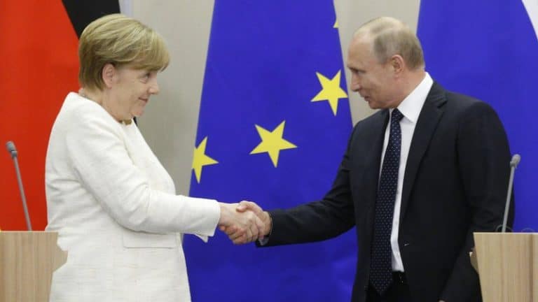 Angela Merkel podtrzymuje swe poparcie dla projektu budowy Nord Stream 2