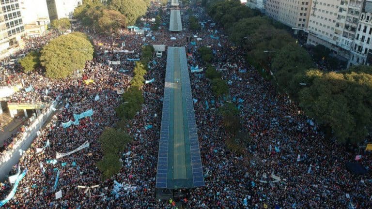 Argentyński senat odrzucił projekt ustawy liberalizującej prawo aborcyjne