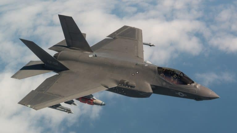 Amerykanie nie sprzedadzą Turcji samolotów F-35, jeśli Ankara nie zerwie negocjacji z Rosją na temat zakupu jej systemów S-400
