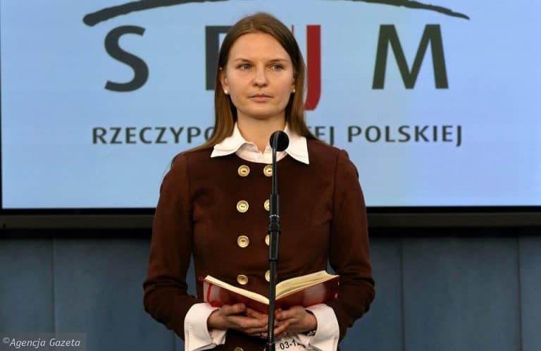 Wydalona z Polski Ludmiła Kozłowska żali się na Twitterze