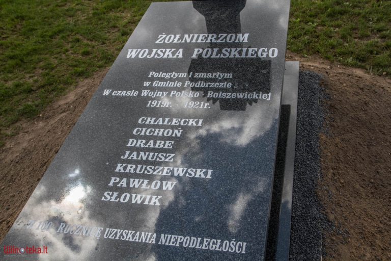 W podwileńskim Podbrzeziu odsłonięto pomnik żołnierzy Wojska Polskiego