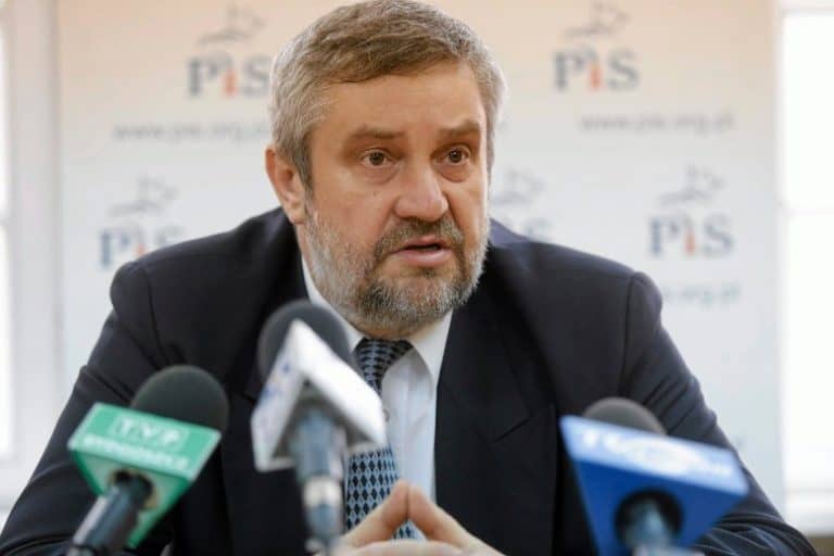 Minister Ardanowski zapewnia, że w Polsce uprawa roślin GMO nie będzie legalna