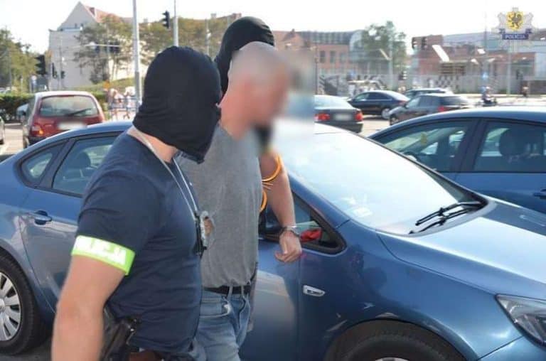 Aresztowany za wybicie szyby w synagodze pół roku temu zaatakował kościół katolicki