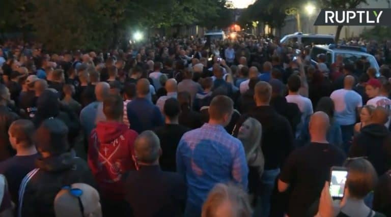 Protesty w Köthen po zamordowaniu młodego Niemca przez dwóch Afgańczyków