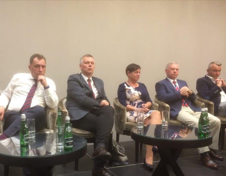 PO zapowiada przywrócenie przywilejów emerytalnych byłym SB-ekom