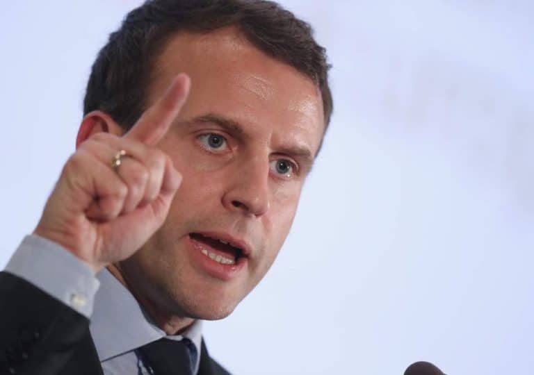 Emmanuel Macron znów próbuje grozić Polakom i Węgrom