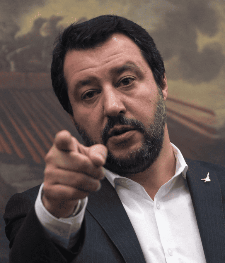 Salvini ma nadzieję, że Francuzi nie zagłosują na partię Macrona w wyborach do PE