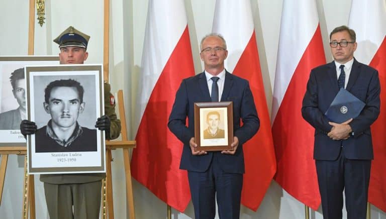 Kapitan Zdzisław Broński – „Uskok” wśród 21 zidentyfikowanych przez IPN ofiar