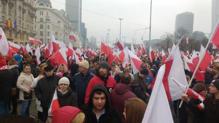 Przeszło ćwierć miliona osób na Marszu Niepodległości