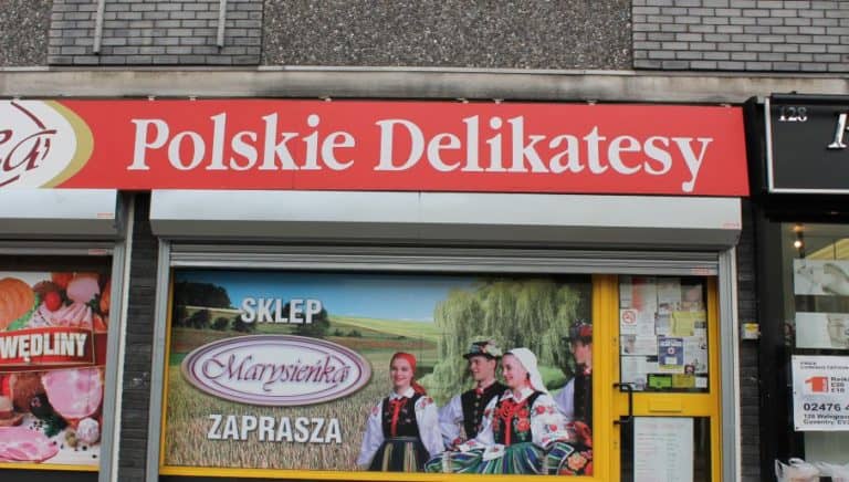 Polacy, Czesi, Słowacy, Węgrzy masowo opuszczają Wielką Brytanię