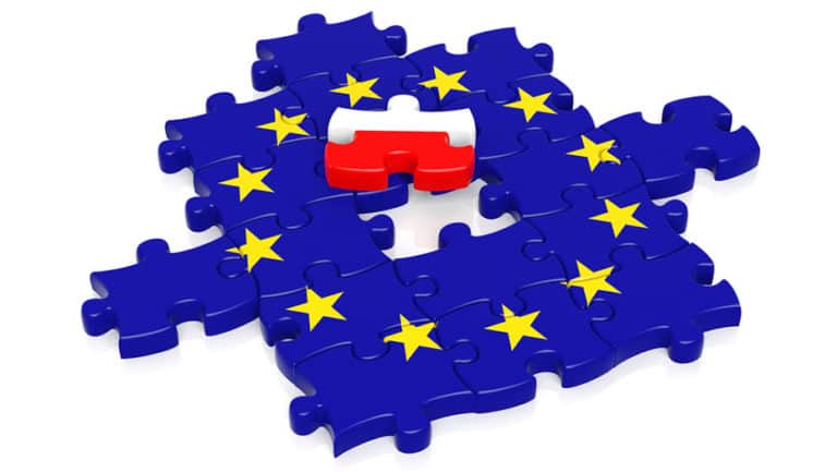 Polacy zdecydowanie przeciwko decyzji Parlamentu Europejskiego