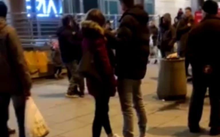 Bójka Polaków z Ukraińcami koło Dworca Wileńskiego w Warszawie