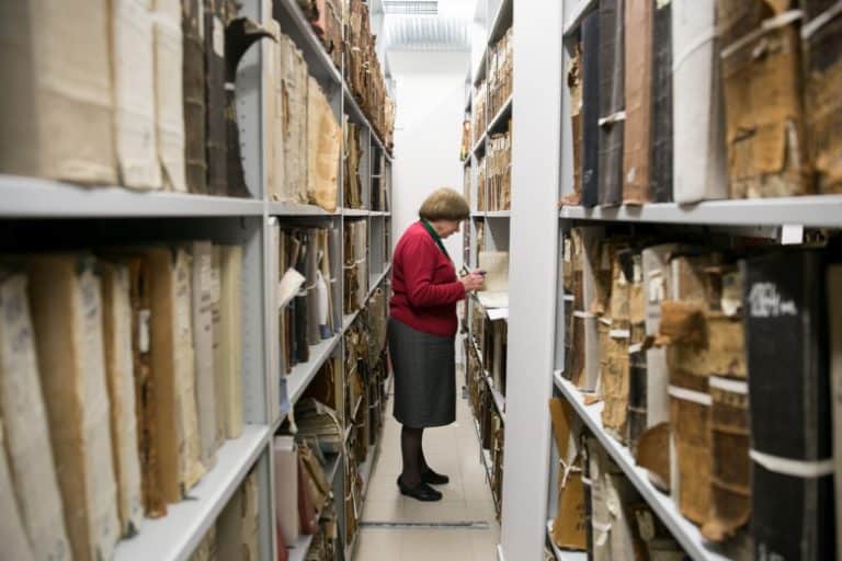 Łotewskie Archiwum Narodowe upubliczniło kartotekę KGB