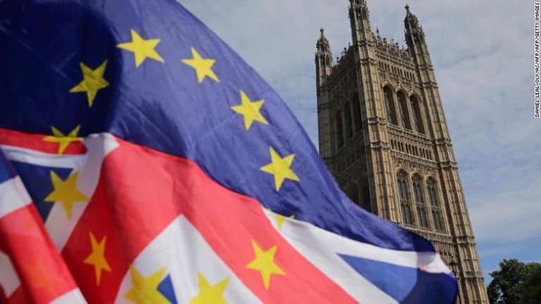 W Irlandii Północnej mobilizowani są policjanci na wypadek zamieszek mogących nastąpić w wyniku Brexitu