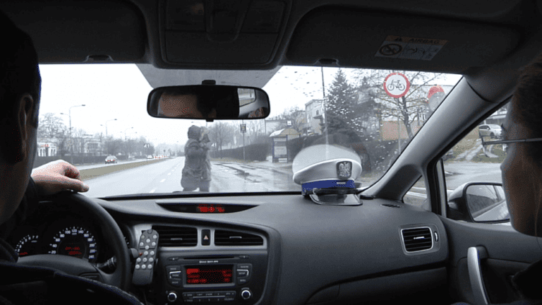 Rusza akcja „Telefony” – na drogi wyjedzie ok. 5 tys. policjantów