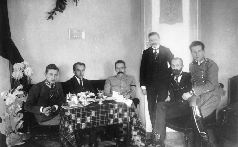 Polska odzyskała bezcenne archiwum sekretarza Piłsudskiego