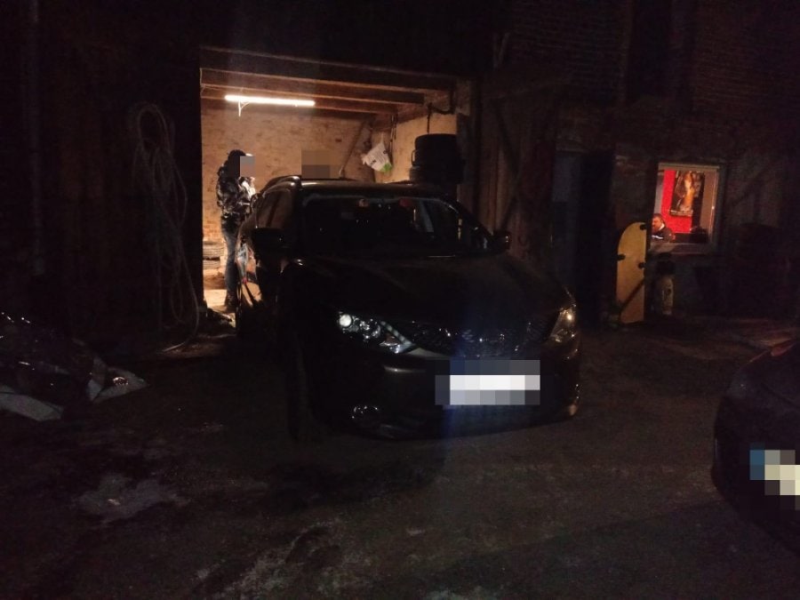 Policjanci odzyskali sześć skradzionych samochodów i motocykl