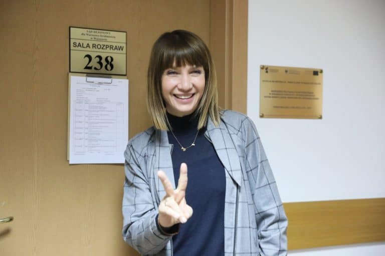 Kuriozum: Aktorka pozwała Skarb Państwa z powodu smogu i wygrała