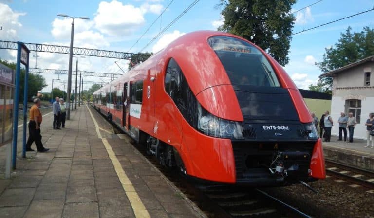 Dzięki inwestycjom na kolei podróż w Bieszczady ma trwać krócej
