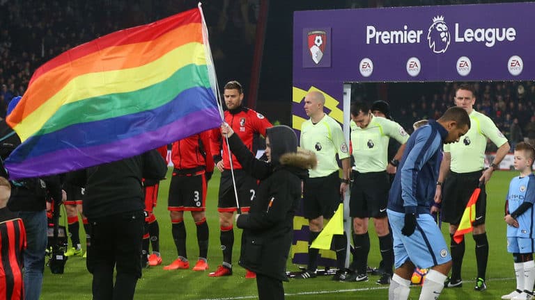 Piłkarze nie chcą promocji LGBT na stadionach