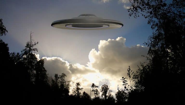22 milionów dolarów wyłożył Pentagon na tropienie… UFO