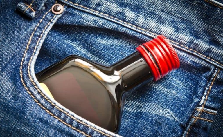 Dyrektor moskiewskiego teatru zakazał aktorom spożywania alkoholu. Artyści są oburzeni