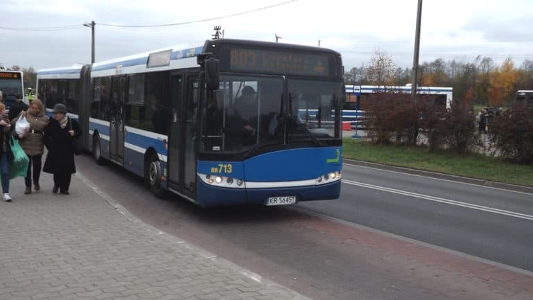 Przegubowe autobusy elektryczneh marki Solaris Urbino 18 będą jeździły po Berlinie