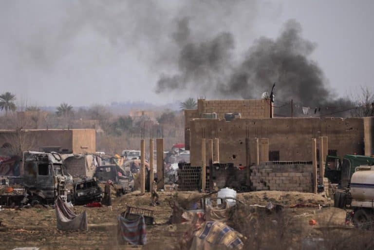 Kurdowie zdobyli Baguz, ostatni bastion ISIS na wschodnim brzegu Eufratu