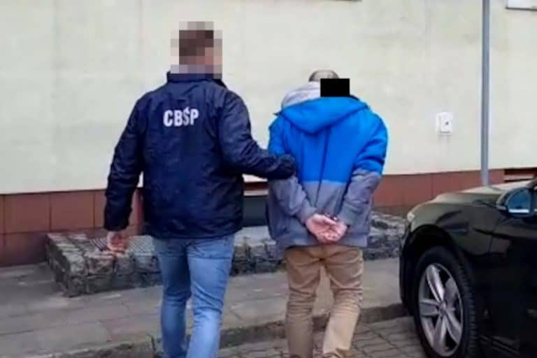 Polsko-ukraiński gang sprowadził do Polski ok. 500 imigrantów muzułmańskich