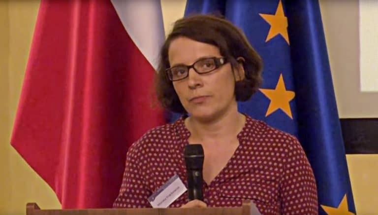 Sędzia Monika Frąckowiak z Poznania wzięła L-4 i pojechała do Danii pluć na Polskę