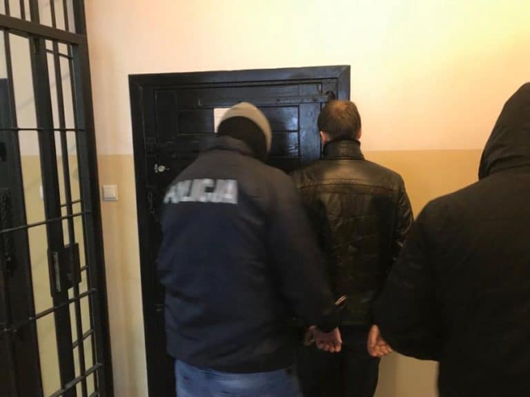 Stworzyła piramidę finansową i oszukała ok. 150 osób na 60 milionów złotych
