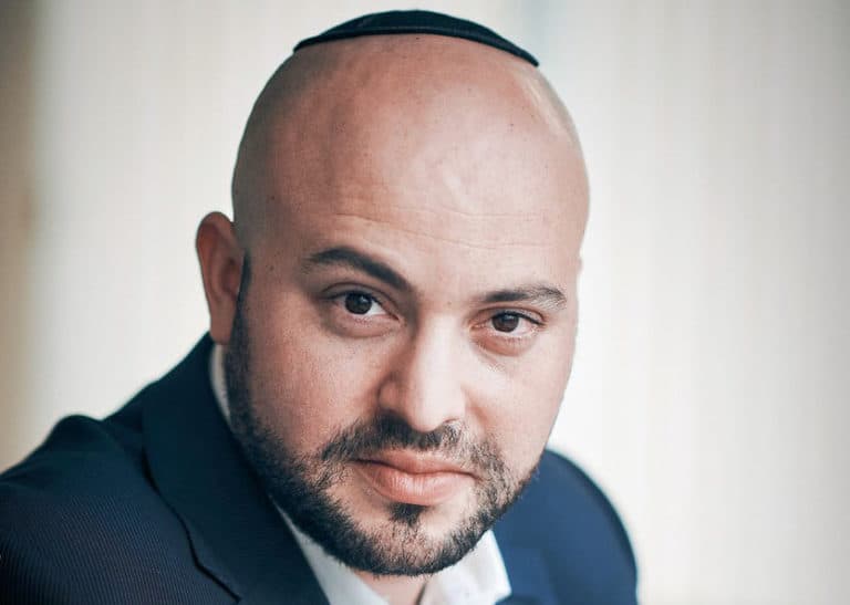 Jonny Daniels nazwał Janusza Korwin-Mikke negacjonistą Holocaustu