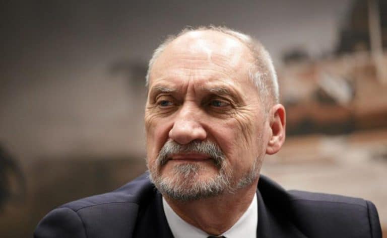 Antoni Macierewicz atakuje narodowców za… osłabianie PISu