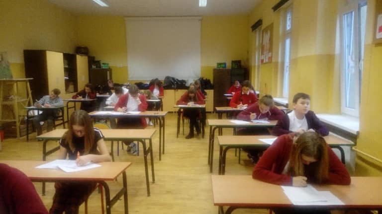 Egzamin ósmoklasisty zaplanowany na 15 kwietnia odbędzie się