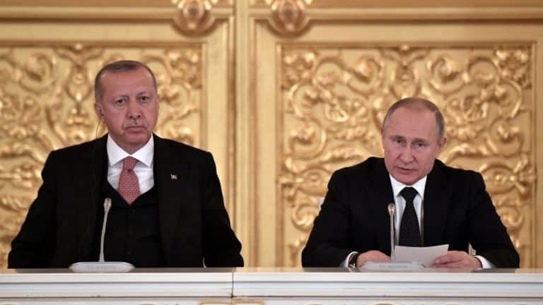 Erdogan w Moskwie: Będziemy walczyć z Kurdami do końca