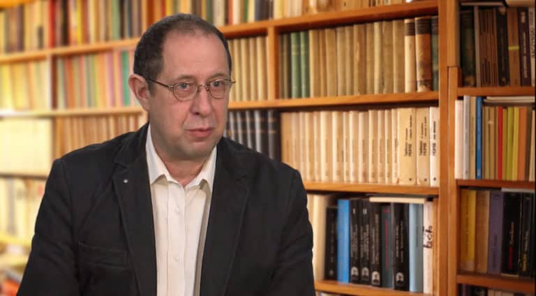 Odlot Maziarskiego: Seminaria duchowne to wylęgarnie nietolerancji, ksenofobii, nacjonalizmu