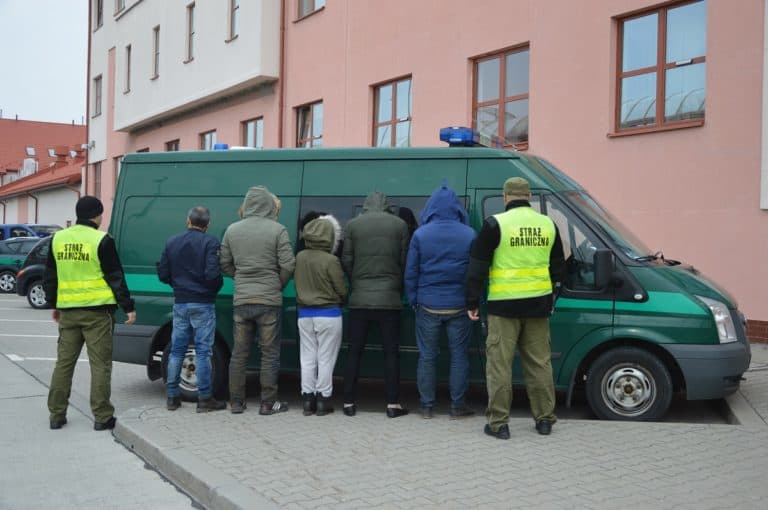 Pięciu imigrantów z krajów muzułmańskich próbowało dostać się do Polski przez zieloną granicę