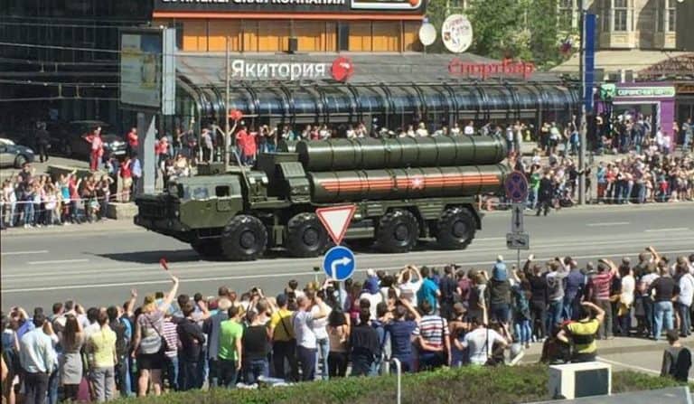Rosja przygotowuje się do przekazania Chinom drugiego pułku systemów S-400