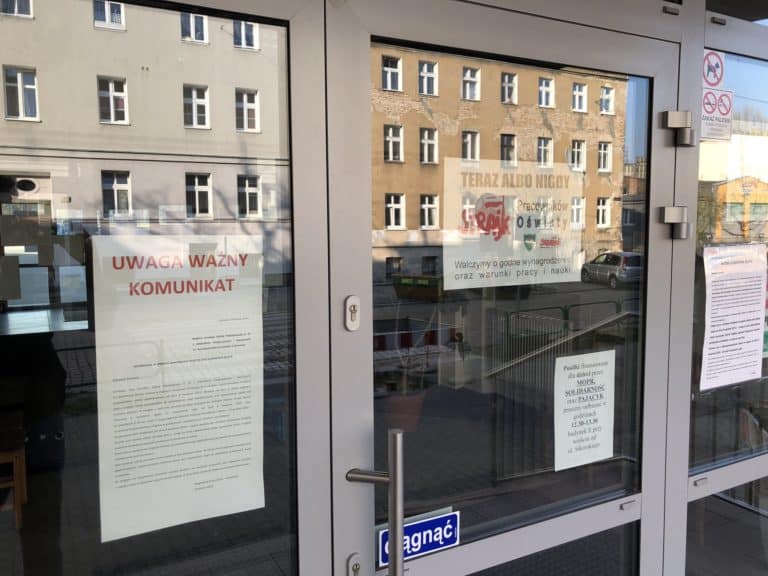 W szkołach rozpoczął się strajk zorganizowany przez ZNP i FZZ